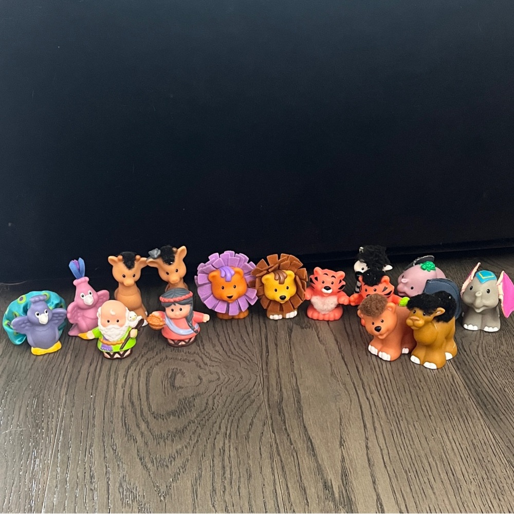 Vintage Fisher-Price Little People Noah’s Arc Animal Set